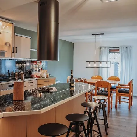 Huette54 בית נופש *